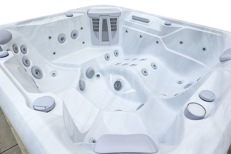 AquaSolus Series 2 - Aspen Hot Tub