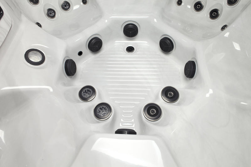 Luxury Range - Palermo Hot Tub