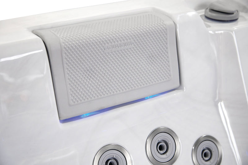AquaSolus Series 3 - Cascade Hot Tub