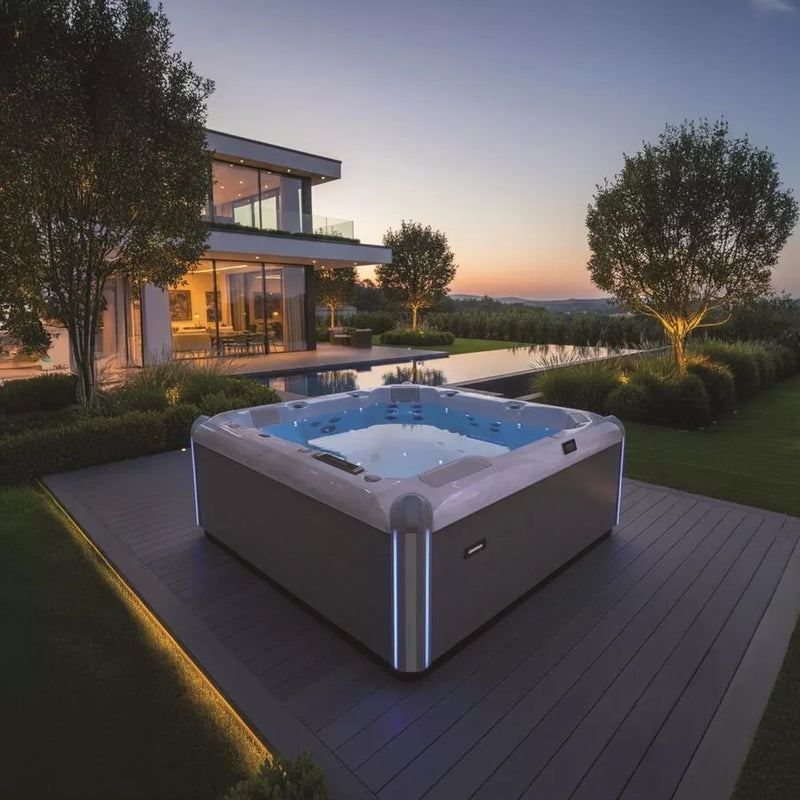 AquaSolus Series 3 - Serenity Hot Tub