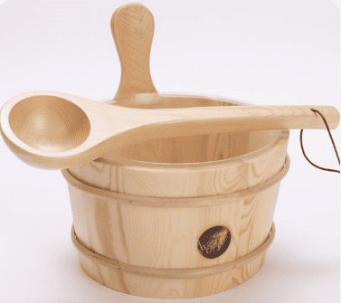 Leisurecraft - Wooden Bucket and Ladle